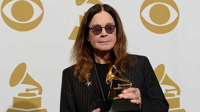 ozzy-osbourne-JOE-KLAMARAFP-via-Getty-Image- 🦇 13 Fatos Surpreendentes sobre Ozzy Osbourne